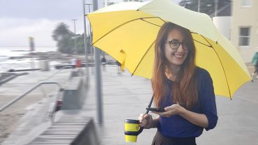 Coffee Holding Umbrella – Intelligent Design